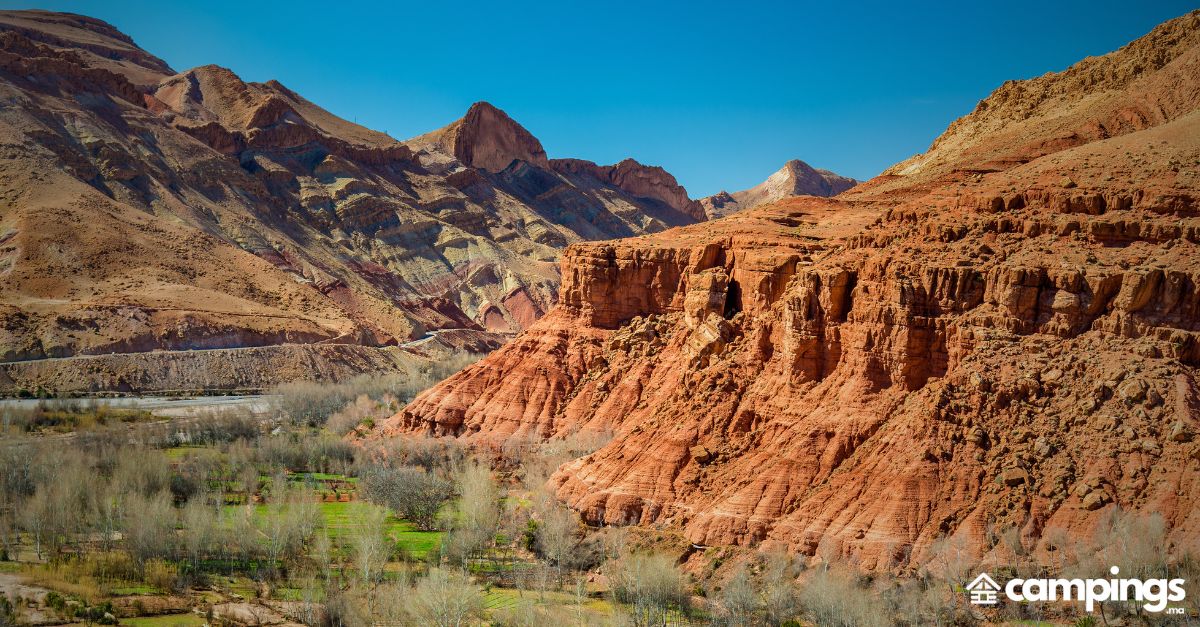 Points d'intérêt remarquables et panoramas exceptionnels mgoun maroc montagne