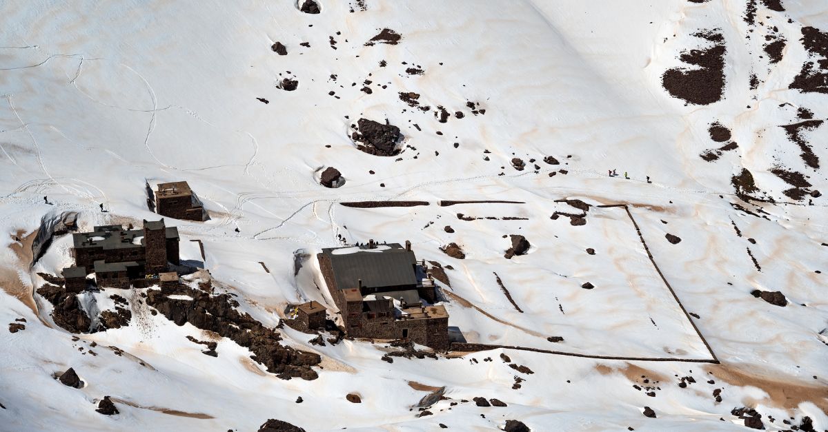 Bivouaquer près du Toubkal : mon expérience, erreurs et conseils