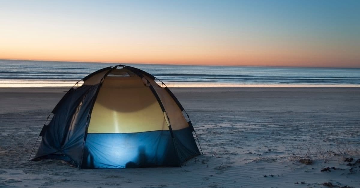 Peut-on camper sur la plage au Maroc ?
