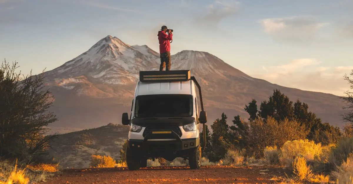 Comment recharger ses panneaux solaires en van au Maroc ?